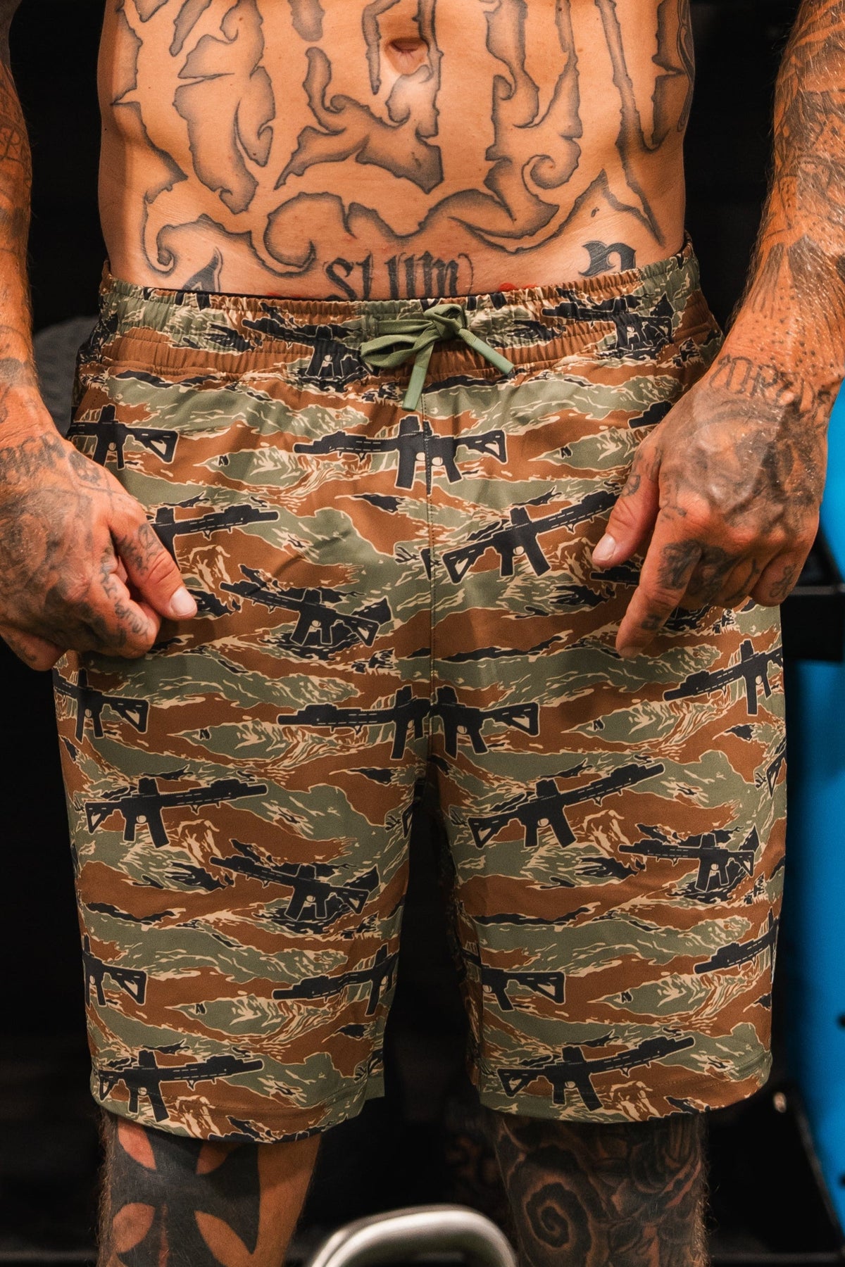 Pantalón corto de entrenamiento Performance para hombre, 5,5 pulgadas - Snipes & Stripes