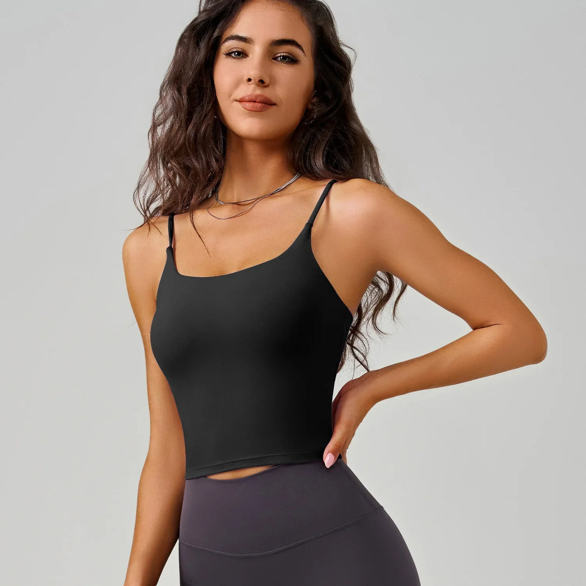Top deportivo suave y elástico con escote en U y copas fijas para mujer - Gimnasio y yoga