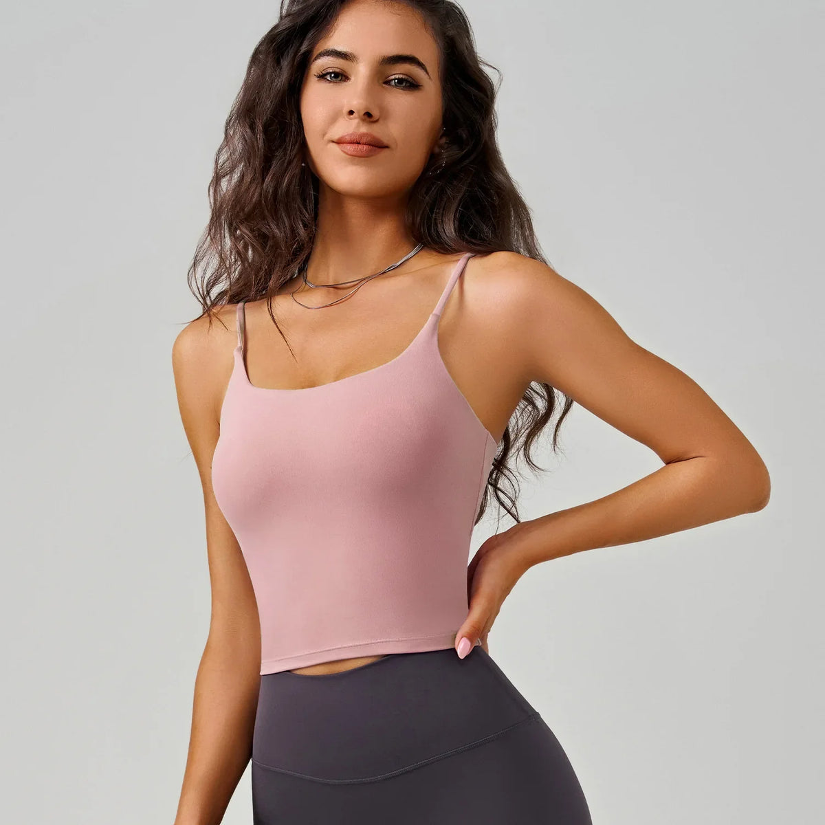 Top deportivo suave y elástico con escote en U y copas fijas para mujer - Gimnasio y yoga
